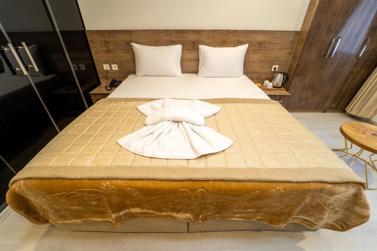 Zin Hotel อิสตันบูล ภายนอก รูปภาพ